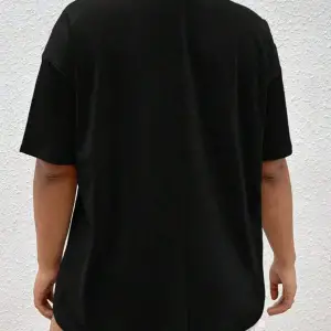 Damla Omuz Yazılı Nakışlı Üst