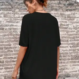 Damla Omuz Yazılı Nakışlı Üst