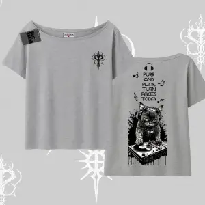 DJ Kedi Baskılı Müzik Temalı Kayık Yaka Tshirt