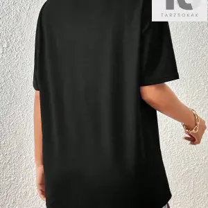 Düz Omuzlu Tişört