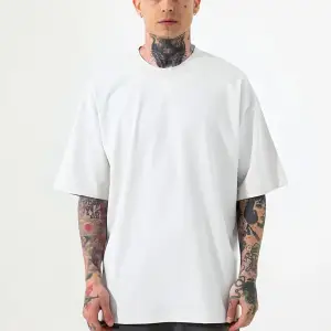 Erkek BEYAZ Oversize T-Shirt Kısa Kollu