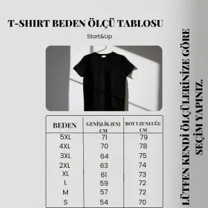 Erkek BeyazRenkli Built Different Baskılı Basic Oversize T-Shirt- Şort Takım strup0000000000014