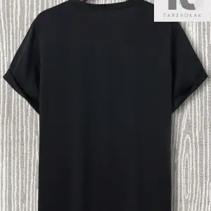 Erkek Figürlü Grafik Tişört