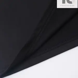 Erkek Figürlü ve Sloganlı Grafik Tişört