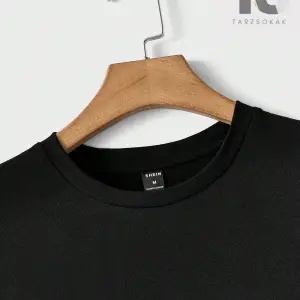 Erkek Günlük Göz Küresi ve Slogan Baskılı Tişört