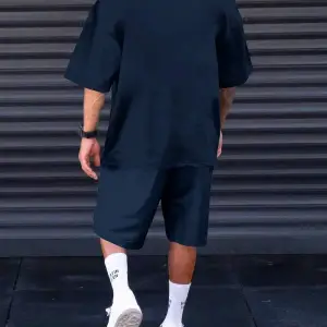 Erkek Günlük Seyahat Kısa Kollu Yuvarlak Yaka Tişört ve Şort Takımı