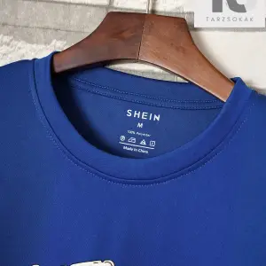 Erkek Japon Harf ve Şekil Grafikli Tişört