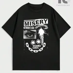 Erkek Karakter ve Harf Baskılı Tişört