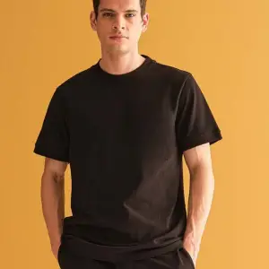 Erkek Kısa Kollu Penye Bisiklet Yaka Rahat Kalıp Reşme