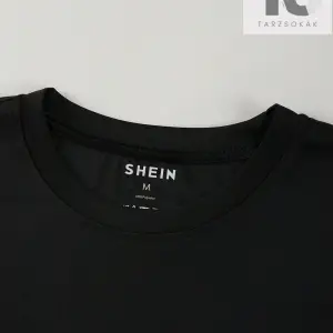 Erkek Mektup Grafikli Tişört