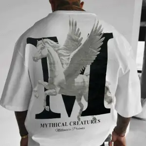 Erkek Mythical Pegasus Baskılı Beyaz Bisiklet Yaka Oversize Salaş