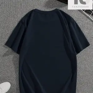 Erkek Pamuklu Düz Raglan Kollu Tişört