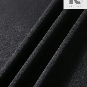 Erkek Pamuklu Harfli Grafik Yırtmaçlı Tişört