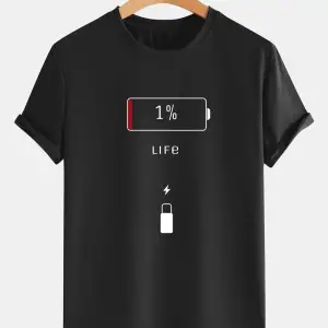 Erkek Siyah Batarya Baskılı Bisiklet Yaka Tişört