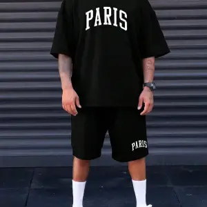 Erkek Siyah Paris Baskılı Oversize Şortlu Takım TS-PARISTKM