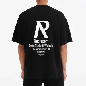 Erkek Siyah Represent Baskılı Bisiklet Yaka Tshirt