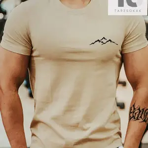 Erkek Sloganlı ve Gökdelenler Baskılı Tişört