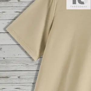 Erkek Sloganlı ve Gökdelenler Baskılı Tişört