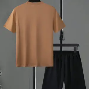 Erkek Yaz Kısa Kollu Tişört ve Şort Takımı Geometrik Desenli Baskılı