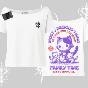 Family Time Yazılı Sevimli Anne Kedi Arka Baskılı Kayık Yaka Tshirt