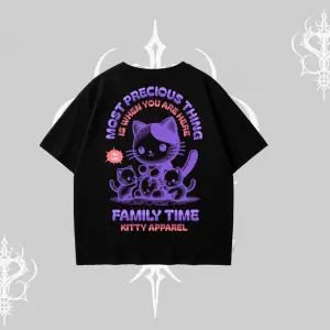 Family Time Yazılı Sevimli Anne Kedi Arka Baskılı Oversize Tshirt
