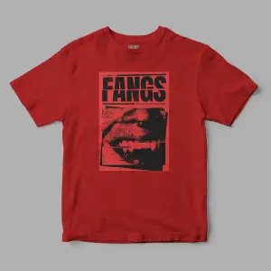 Fangs Baskılı Tişört