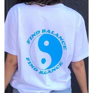 Find Balance T-shirt Beyaz