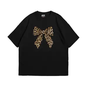 Fiyonk Leopar Baskılı Relaxed Fit Beyaz