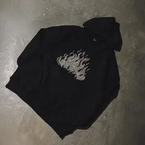 Flame Taş Baskılı Oversize Unisex Beyaz