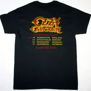 GENESIS INVISIBLE TOUCH 1986 NEW WHITE T-SHIRT ÖN VE ARAKA BASKILI