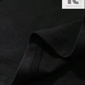 Goth Erkek Harfli ve Çapraz Grafikli Tişört