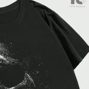 Goth Erkek Kafatası Baskılı Tişört