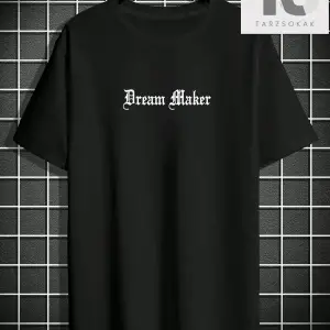 Goth Erkek Kafatası ve Harf Grafikli Tişört