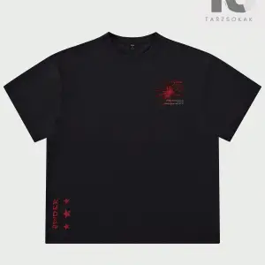 Goth Erkek Örümcek Sloganlı Grafik Tişört