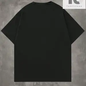 Goth Erkekler Çapraz Harf Grafikli Tişört