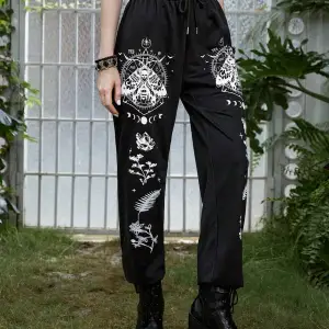 Goth Skull Graphic Drawstring Waist 4 Mevsim Eşofman