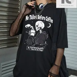 Goth Sloganı Kafatası Grafikli Damla Omuzlu Tişört