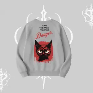 Gotik Kedi Arka Baskılı Biskilet Sweatshirt