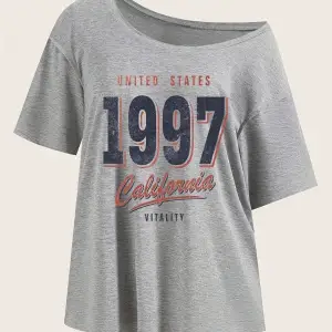 Gri Kadın Düşük Omuz Kayık Yaka 1997 Baskılı