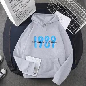 Gri TAYLOR SWIFT 1989 T.S. Taylor Swift