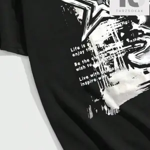 Grunge Punk Erkek Karakter ve Yazı Baskılı T-shirt