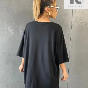 Güneş ve Slogan Grafikli Düşük Omuz Tişört