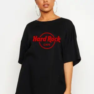 Hard Rock Cafe Oversize Tişört