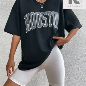 Harf Grafikli Düşük Omuzlu Tişört