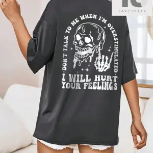 Harf Grafikli Düşük Omuzlu Tişört