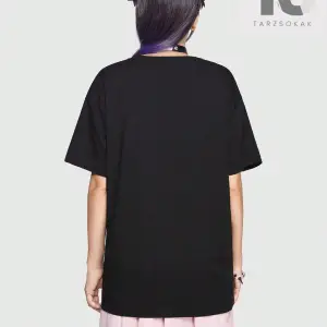 Harf Grafikli Tişört