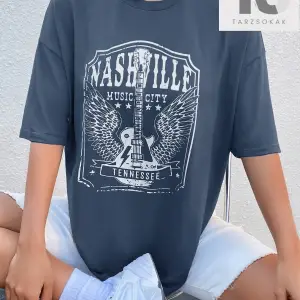 Harfli Grafik Düşük Omuz Oversize Tişört