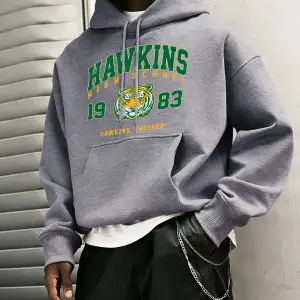 Hawkins Lisesi 1983 Baskılı Erkek Hoody Moda Sıcak Kapüşonlular Polar Hip Hop Spor Giyim Cep