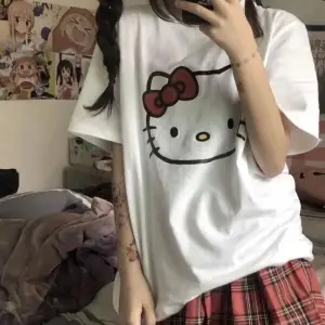 Hello Kitty Ön Ve Sırt Baskılı Beyaz Tshirt Arsbeyazhelloktty