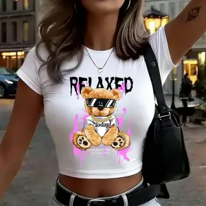 Her Zaman Havalı Kalın Ayı Baskılı Kadın Babby Teeları Yazlık Dar Kesim O-Yaka Tişörtler Yumuş